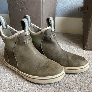Xtratuf leather ankle boots